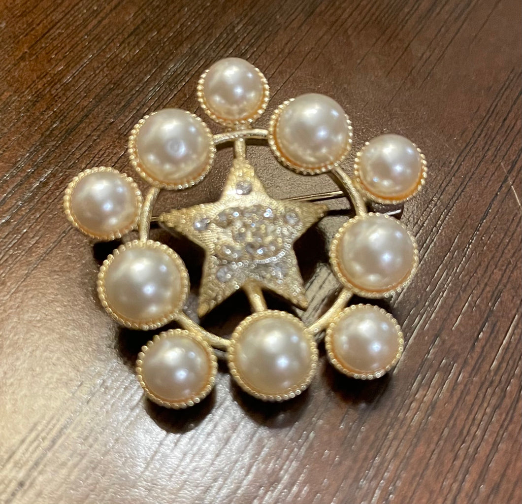 CC Pearl Star Brooch